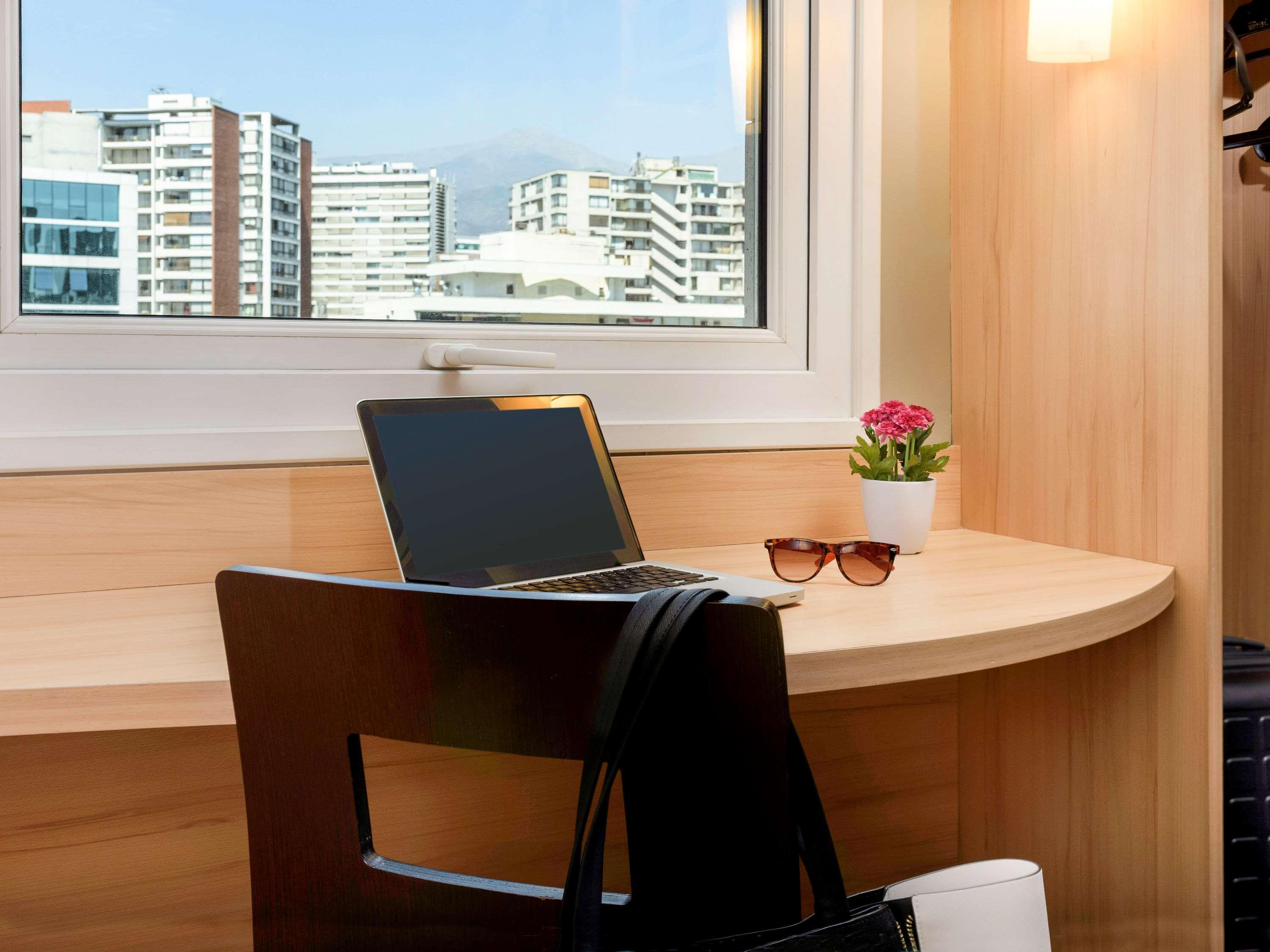Ibis Santiago Las Condes Экстерьер фото
